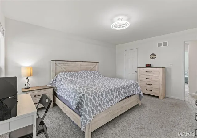 Photo 3 of Sale Pending at 811 Crestwood Ct, O Fallon, MO 63366 | MLS# MIS26048309 | Listing updated on 2026-08-28