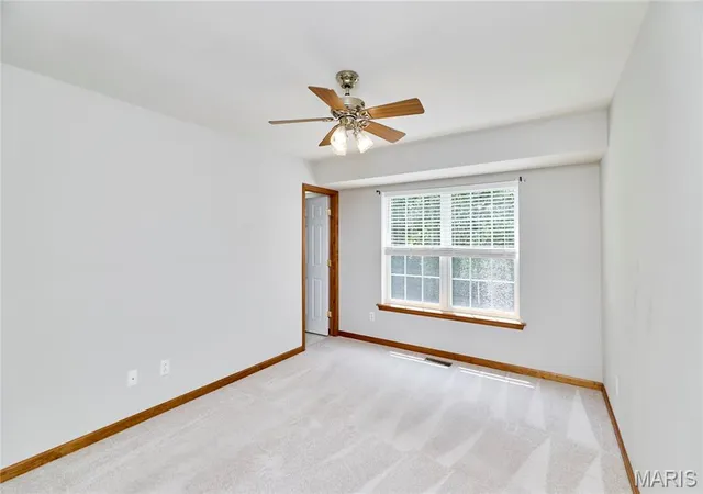 5th image of 25 Spanish Oak Ct, Troy, MO 63379 | MLS# MIS26048319