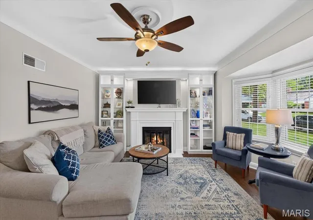 5th image of 8738 Litzsinger Dr, Saint Louis, MO 63144 | MLS# MIS26048337
