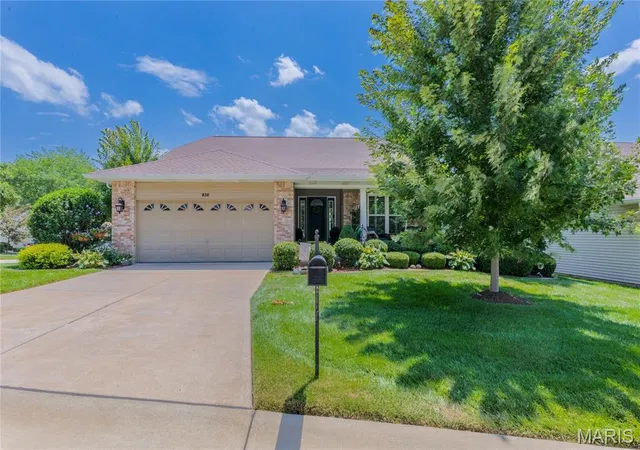 Photo 3 of Sale Pending at 830 Harmony Ter, Lake Saint Louis, MO 63367 | MLS# MIS26048339 | Listing updated on 2026-08-07