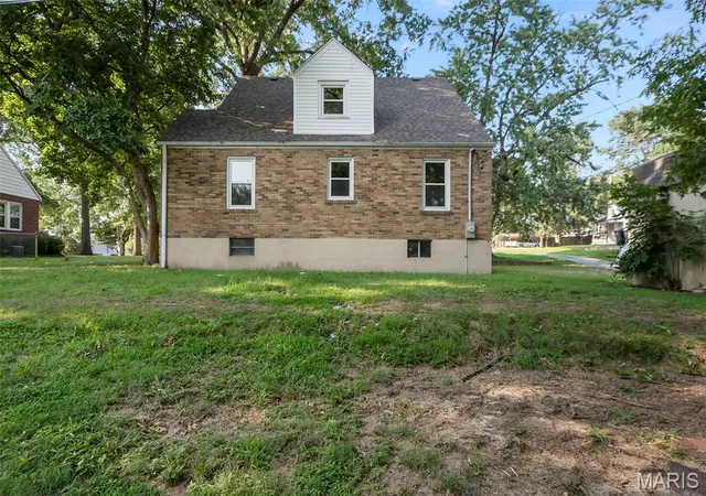 Photo 4 of Single family home for sale at 1721 William St, Cape Girardeau, MO 63703 | MLS# MIS26048346 | Listing updated on 2026-10-08