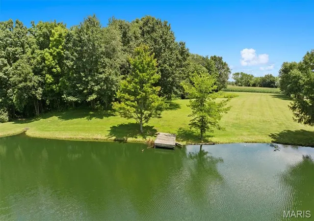 Photo 3 of Sale Pending at 6849 Gushing Spgs, Edwardsville, IL 62025 | MLS# MIS26048391 | Listing updated on 2026-08-28
