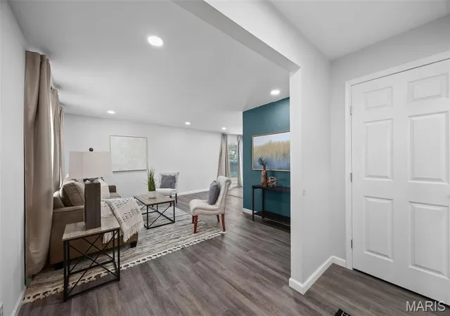 Photo 3 of Single family home for sale at 3985 Fairway Dr, Florissant, MO 63033 | MLS# MIS26048409 | Listing updated on 2026-09-25