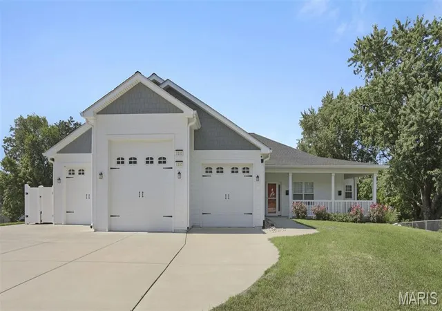 1st image of 1101/1103 W Fifth St, Washington, MO 63090 | MLS# MIS26048419