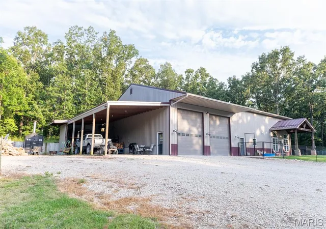 Photo 2 of Single family home for sale at 1001 Katies Wy, Rosebud, MO 63091 | MLS# MIS26048428 | Listing updated on 2026-08-27