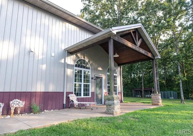 Photo 4 of Single family home for sale at 1001 Katies Wy, Rosebud, MO 63091 | MLS# MIS26048428 | Listing updated on 2026-08-27