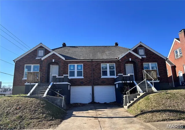Photo 1 of Multi family home for sale at 3 5 Henderson, Cape Girardeau, MO 63701 | MLS# MIS26048431 | Listing updated on 2026-10-03