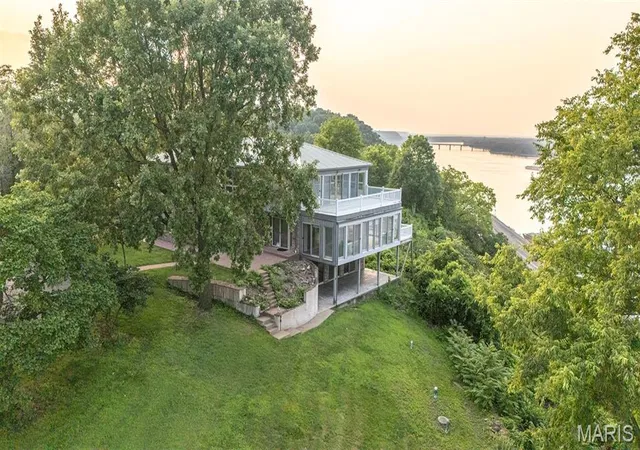 3rd image of 4 River Hills Rd, Hannibal, MO 63401 | MLS# MIS26048432