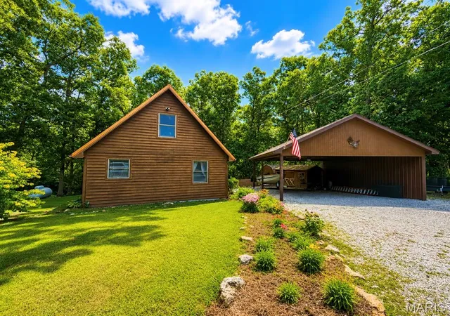 1st image of 42171 Cedar Crest Pl, Perry, MO 63462 | MLS# MIS26048437