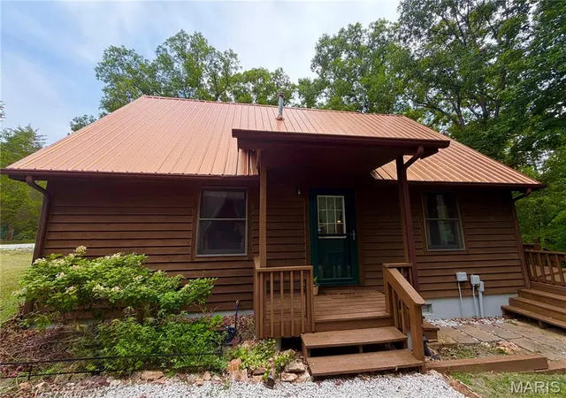 2nd image of 42171 Cedar Crest Pl, Perry, MO 63462 | MLS# MIS26048437
