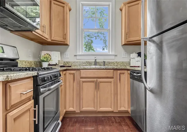 Photo 2 of Sale Pending at 8735 Bridgeport Ave, Saint Louis, MO 63144 | MLS# MIS26048438 | Listing updated on 2026-08-31