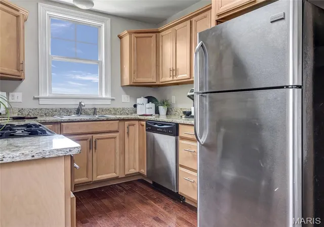 Photo 4 of Sale Pending at 8735 Bridgeport Ave, Saint Louis, MO 63144 | MLS# MIS26048438 | Listing updated on 2026-08-31