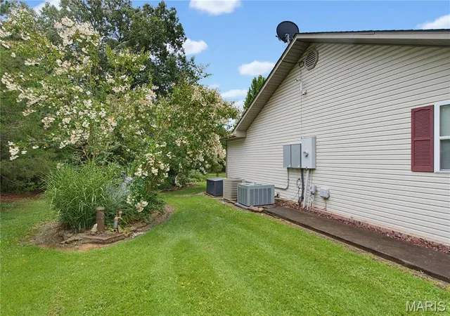 Photo 4 of Single family home for sale at 4806 County Road 534, Poplar Bluff, MO 63901 | MLS# MIS26048440 | Listing updated on 2026-08-16
