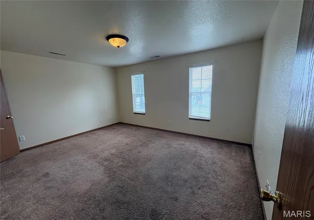 Photo 3 of Single family home for sale at 22630 Holw Oak Ln #B, Saint Robert, MO 65584 | MLS# MIS26048449 | Listing updated on 2026-10-05