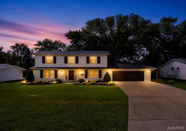 Photo 2 of Single family home for sale at 750 Lamplight Ln, Hazelwood, MO 63042 | MLS# MIS26048453 | Listing updated on 2026-09-04