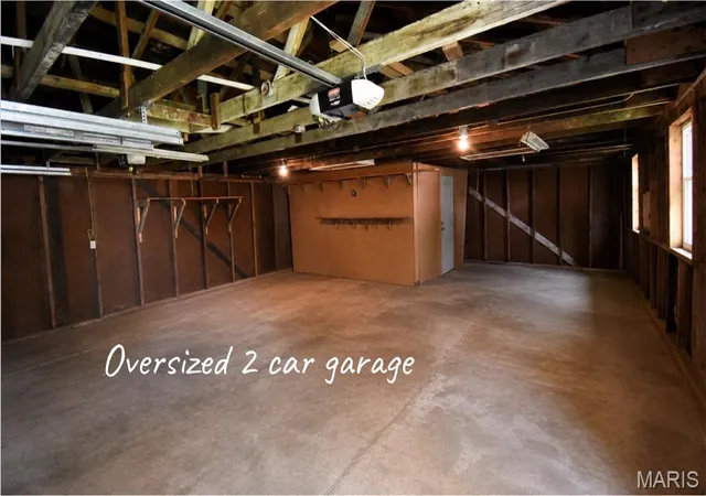 Photo 4 of Single family home for sale at 1201 E Main St, Staunton, IL 62088 | MLS# MIS26048477 | Listing updated on 2026-08-29