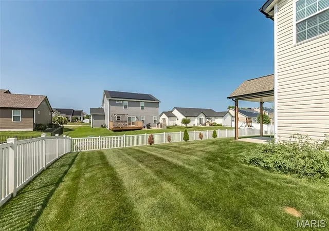 Photo 46 of Single family home for sale at 612 Monarch Dr, O Fallon, IL 62269 | MLS# MIS26048490 | Listing updated on 2026-08-11