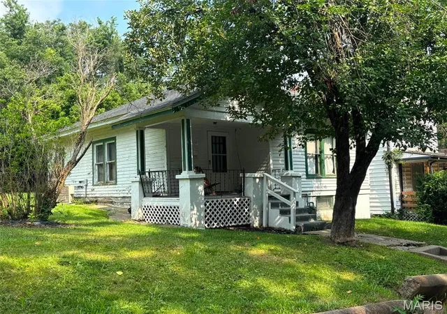 2nd image of 1127 Sierra St, Hannibal, MO 63401 | MLS# MIS26048495