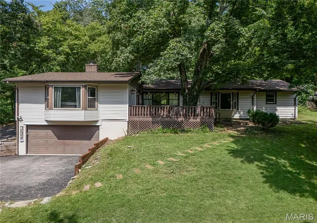 Photo 1 of Single family home for sale at 6310 Heintz Rd, Saint Louis, MO 63129 | MLS# MIS26048499 | Listing updated on 2026-10-01