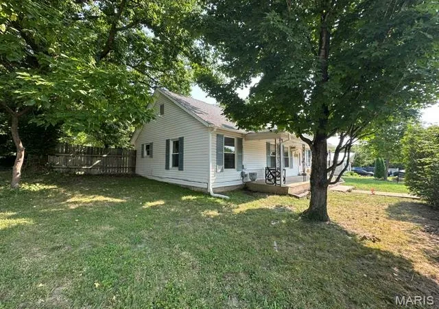 41st image of 702 E 3rd St, Salem, MO 65560 | MLS# MIS26048502