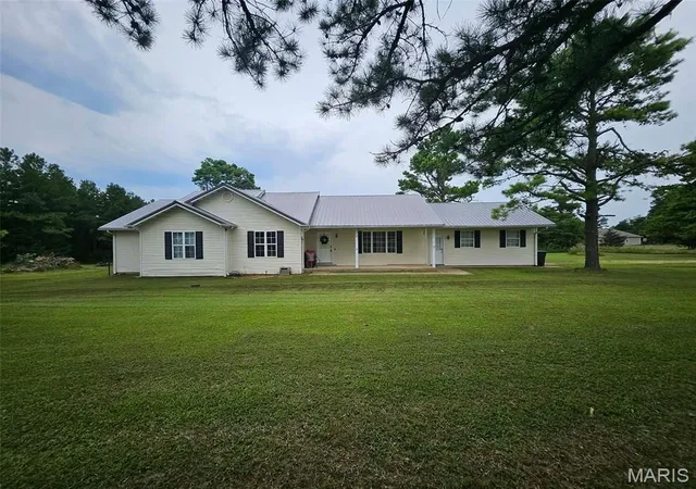 1st image of 16210 Walnut Dr, Plato, MO 65552 | MLS# MIS26048507