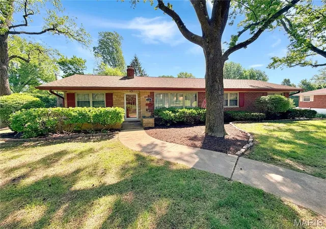 1st image of 918 Werner Rd, Belleville, IL 62223 | MLS# MIS26048510