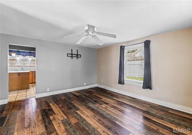 5th image of 499 Roberts Street, Sainte Genevieve, MO 63670 | MLS# MIS26048511