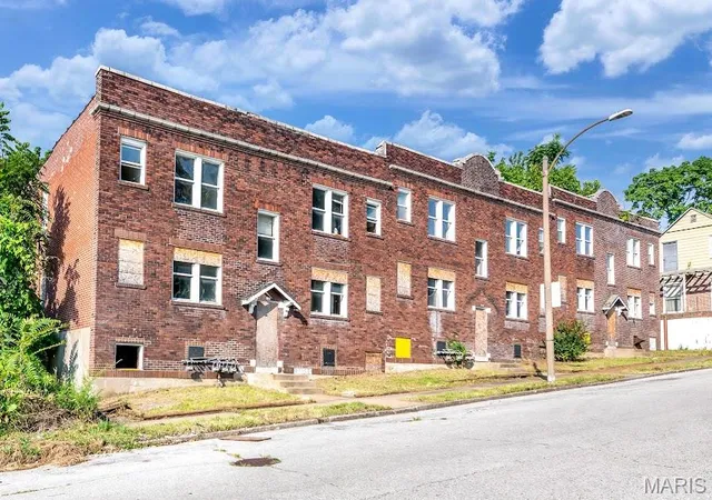 Photo 3 of Multi family home for sale at 5372 Maffitt Ave, Saint Louis, MO 63112 | MLS# MIS26048514 | Listing updated on 2026-08-04