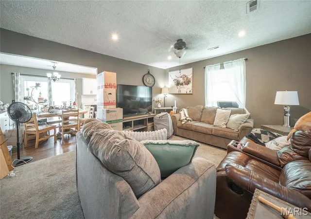 4th image of 104 Maple St, Saint Robert, MO 65584 | MLS# MIS26048518