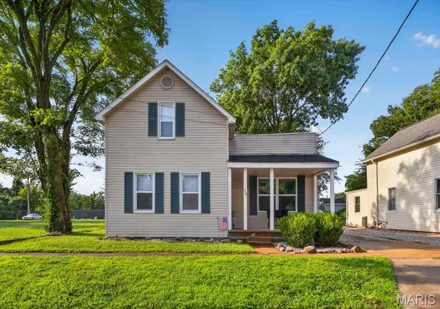2nd image of 114 Broadway Ave, Crystal City, MO 63019 | MLS# MIS26048519