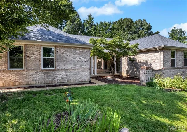 Photo 4 of Single family home for sale at 16426 Prestwick Pl Ln, Wildwood, MO 63011 | MLS# MIS26048520 | Listing updated on 2026-09-13