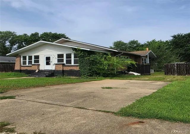 1st image of 704 Camilla St, Park Hills, MO 63601 | MLS# MIS26048524