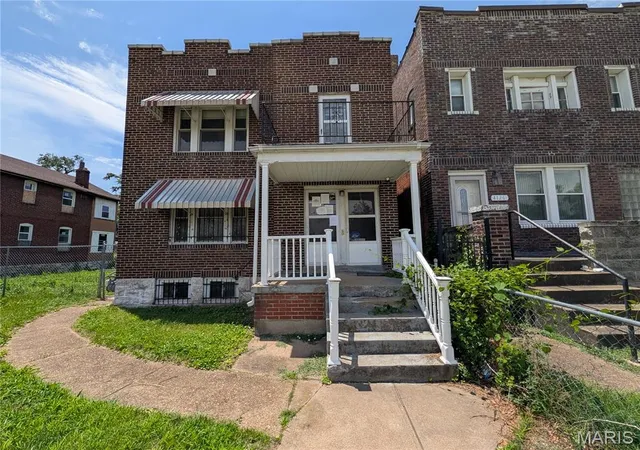 Photo 2 of Multi family home for sale at 4124 W Belle Pl, Saint Louis, MO 63108 | MLS# MIS26048525 | Listing updated on 2026-07-30