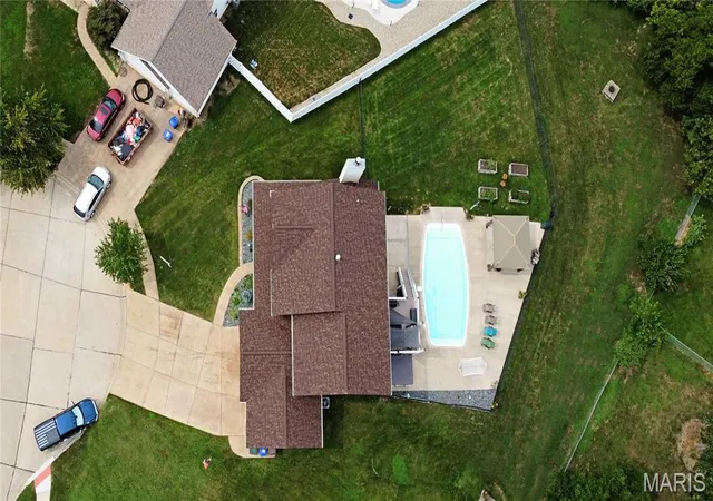 Photo 3 of Single family home for sale at 3 Savannah Ct, Saint Peters, MO 63376 | MLS# MIS26048527 | Listing updated on 2026-08-21