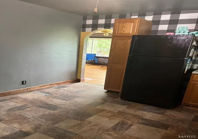 Photo 2 of Sale Pending at 9609 Country Club Rd, Sparta, IL 62286 | MLS# MIS26048528 | Listing updated on 2026-07-31