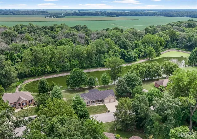 Photo 3 of Sale Pending at 6490 Timber Lane Dr, Mascoutah, IL 62258 | MLS# MIS26048530 | Listing updated on 2026-09-21