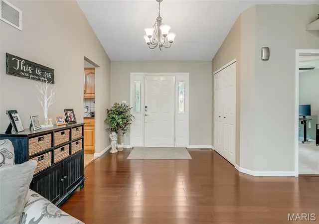 Photo 4 of Sale Pending at 6490 Timber Lane Dr, Mascoutah, IL 62258 | MLS# MIS26048530 | Listing updated on 2026-09-21