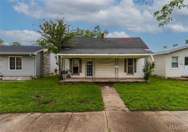 1st image of 217 W Davidson Ave, Chaffee, MO 63740 | MLS# MIS26048538
