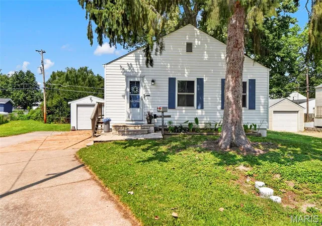 Photo 2 of Single family home for sale at 3591 Saint Christopher Ln, Saint Ann, MO 63074 | MLS# MIS26048559 | Listing updated on 2026-08-17