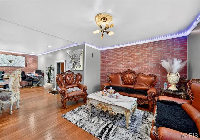 Photo 3 of Single family home for sale at 207 Marilyn Estates Dr, Saint Louis, MO 63123 | MLS# MIS26048565 | Listing updated on 2026-09-26