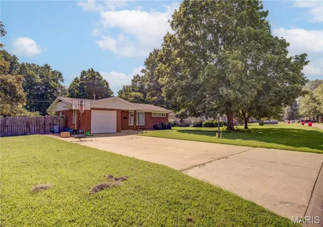 24th image of 922 Hawthorn Dr, Sikeston, MO 63801 | MLS# MIS26048567