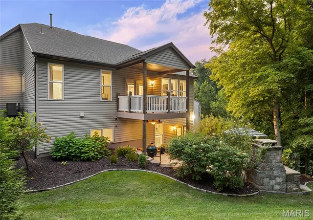 Photo 3 of Sale Pending at 4233 Napa View Ln, Unincorporated, MO 63304 | MLS# MIS26048571 | Listing updated on 2026-09-15