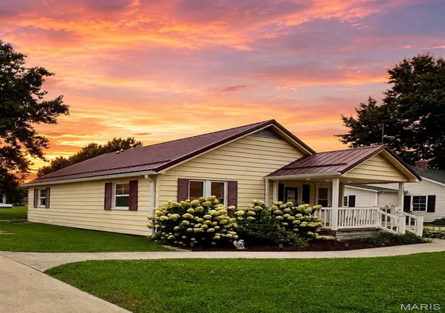1st image of 602 S Taylor Ave, Belle, MO 65013 | MLS# MIS26048577