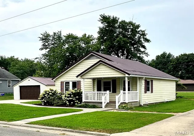 2nd image of 602 S Taylor Ave, Belle, MO 65013 | MLS# MIS26048577