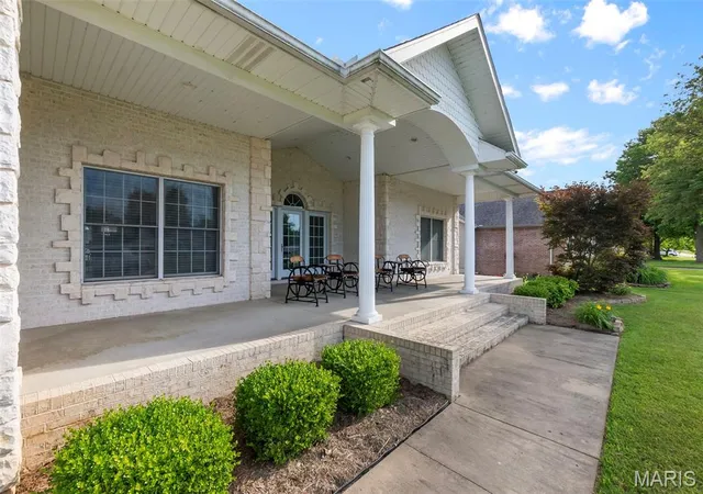5th image of 915 Plantation Blvd, Sikeston, MO 63801 | MLS# MIS26048608