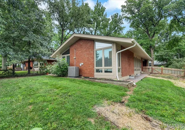 26th image of 729 W Jewel Ave, Saint Louis, MO 63122 | MLS# MIS26048611