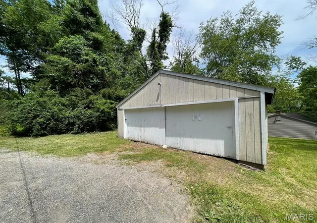 27th image of 2979 Petticoat Junction Ln, Glen Carbon, IL 62034 | MLS# MIS26048617