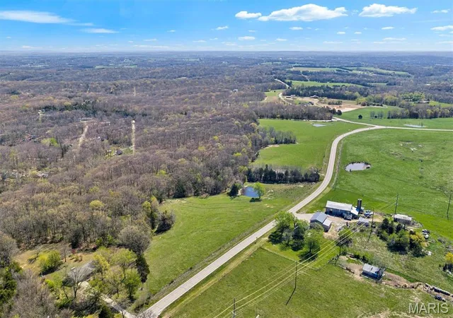 Photo 5 of Sale Pending at 1005 Acres Hwy C, New Haven, MO 63068 | MLS# MIS26048618 | Listing updated on 2026-09-01