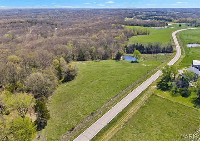 Photo 7 of Sale Pending at 1005 Acres Hwy C, New Haven, MO 63068 | MLS# MIS26048618 | Listing updated on 2026-09-01