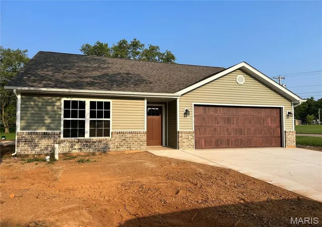 1st image of 831 Bell Dr, Farmington, MO 63640 | MLS# MIS26048625